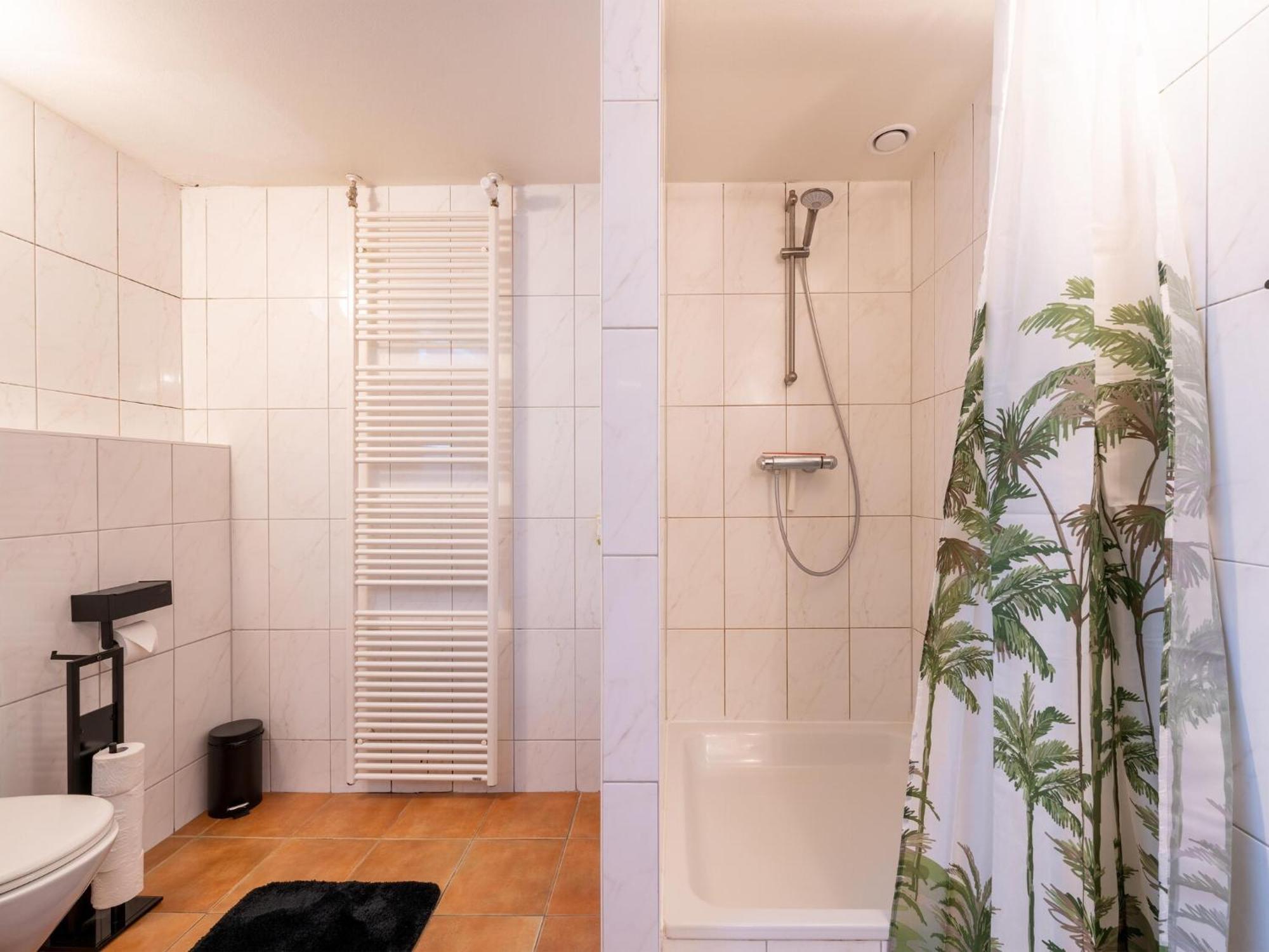 Luxury Apartment In Schin Op Geul With Bubble Bath And Sauna Walem Exteriör bild